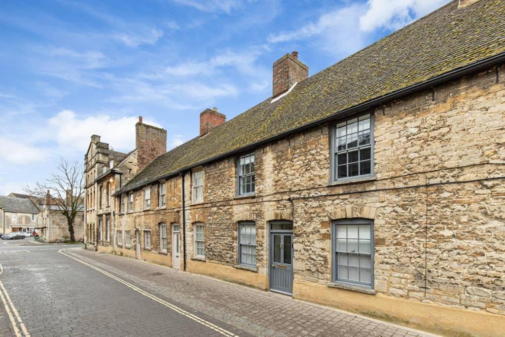 Oxfordshire Living - The Bowler Hat Cottage - Woodstock Exterior foto