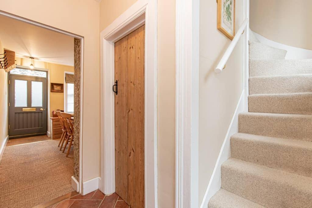 Oxfordshire Living - The Bowler Hat Cottage - Woodstock Exterior foto